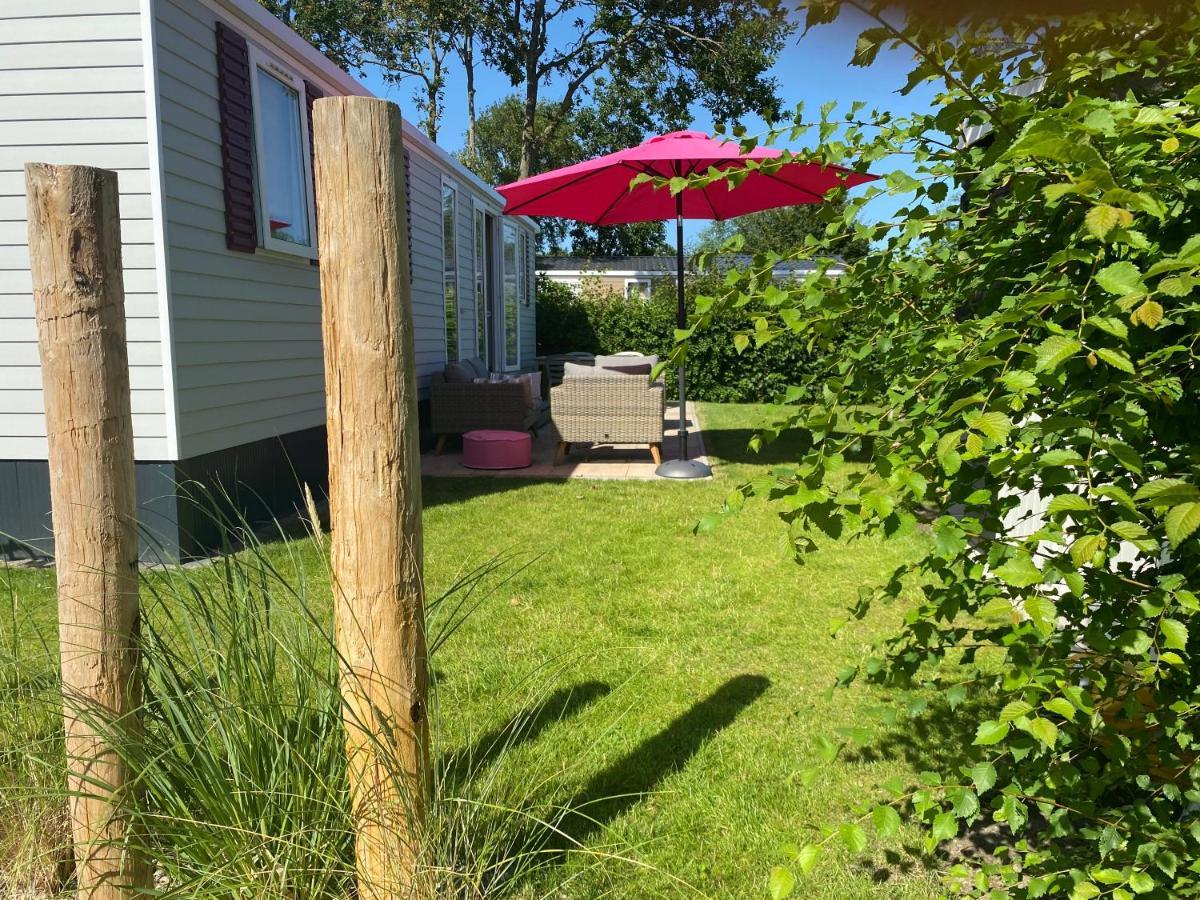 Chalet In Renesse Exterior photo